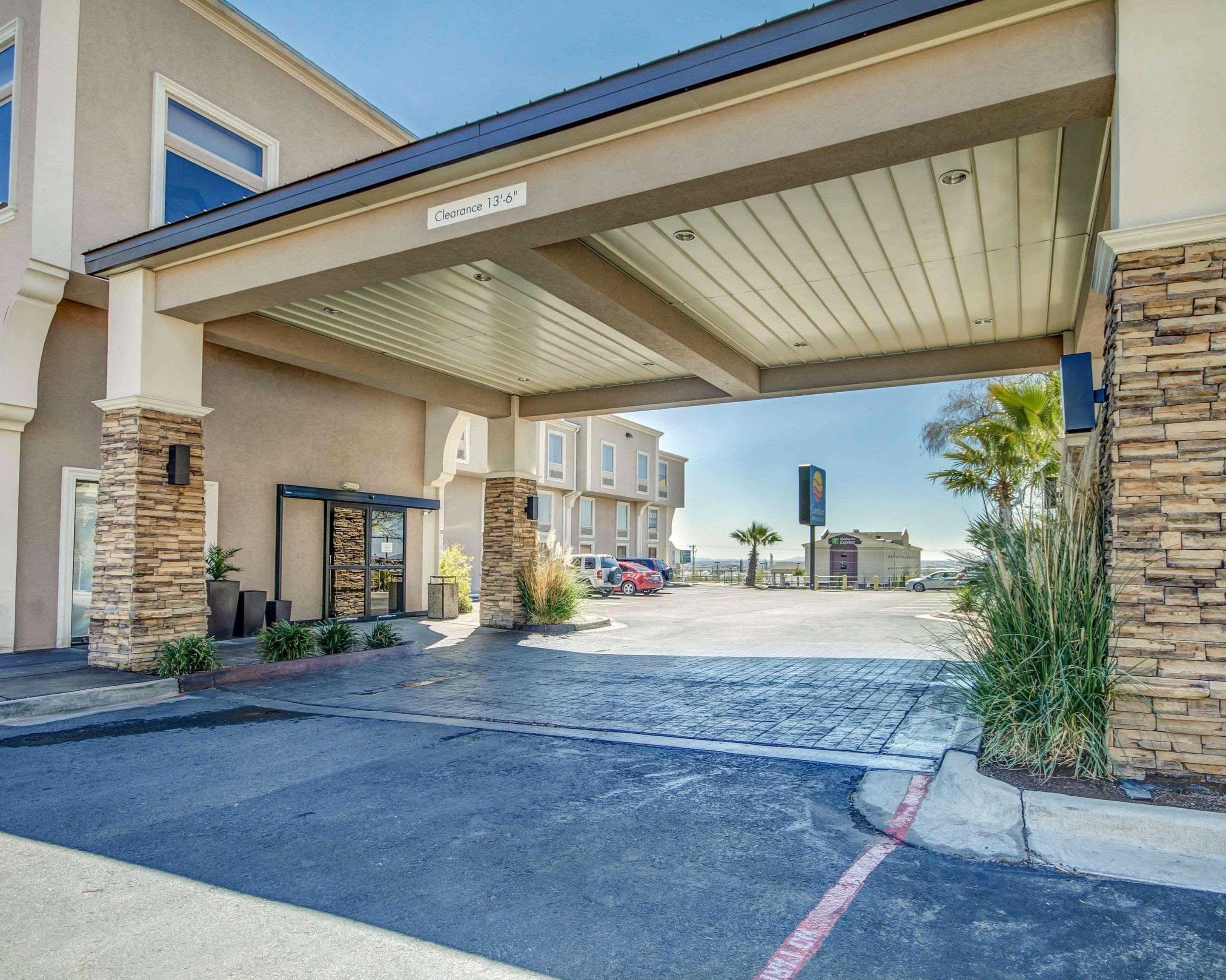 Comfort Inn & Suites I-10 Airport El Paso Exteriör bild